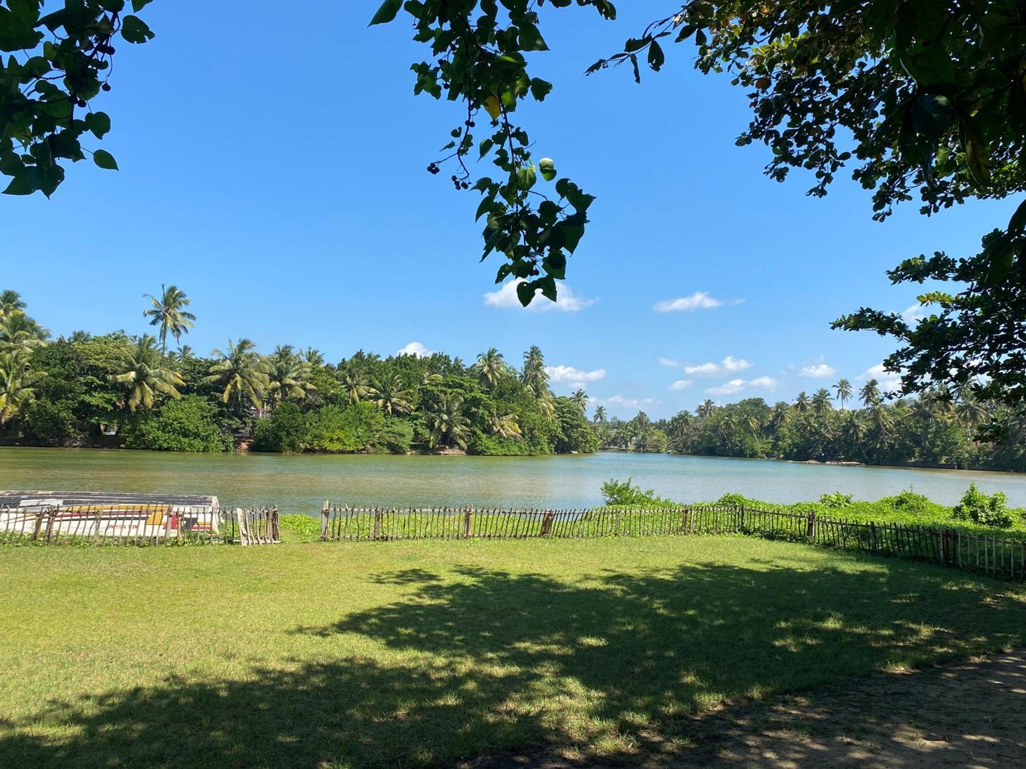 Lake House Hikka Хикадува Екстериор снимка